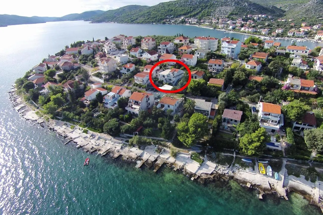 Apartments By The Sea Seget Vranjica, Trogir - 10328