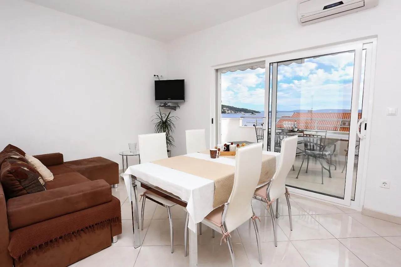 Apartments By The Sea Seget Vranjica, Trogir - 10328
