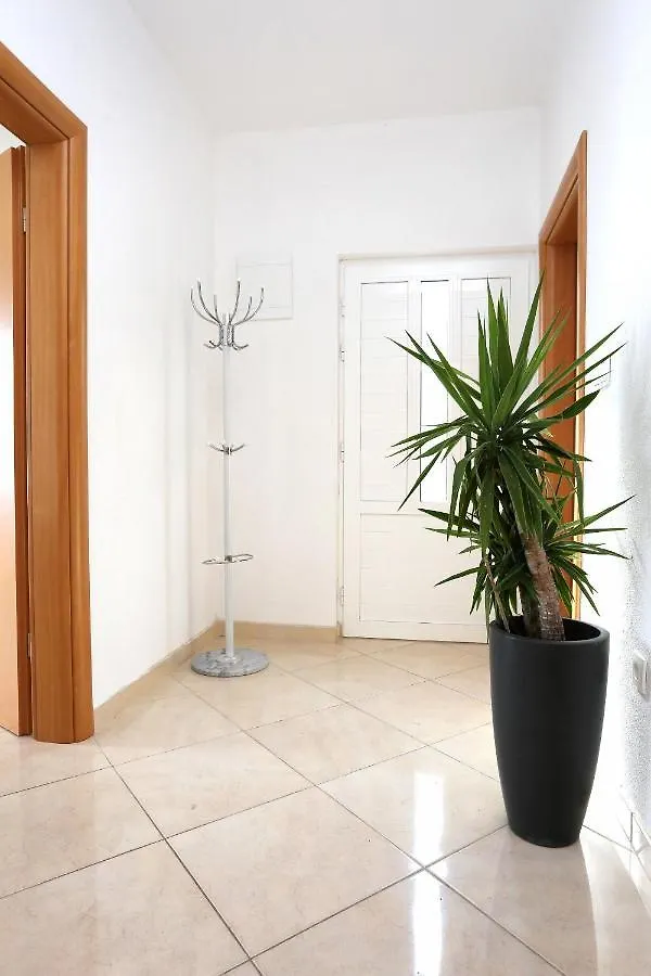 Apartments By The Sea Seget Vranjica, Trogir - 10328
